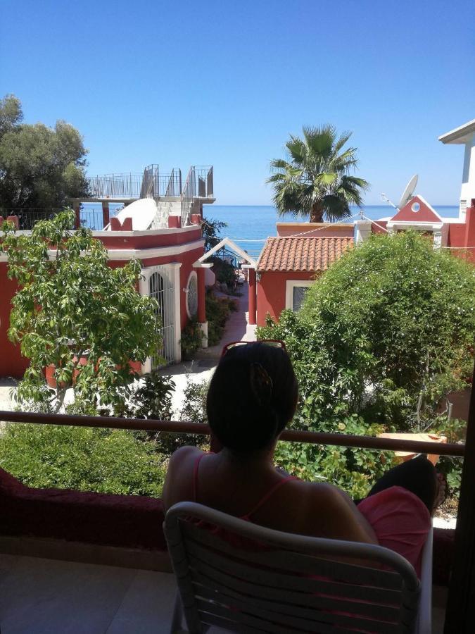 Madalenas B&B Pelekas Extérieur photo